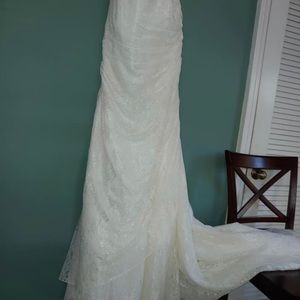 David’s Bridal size 24W Ivory in ivory